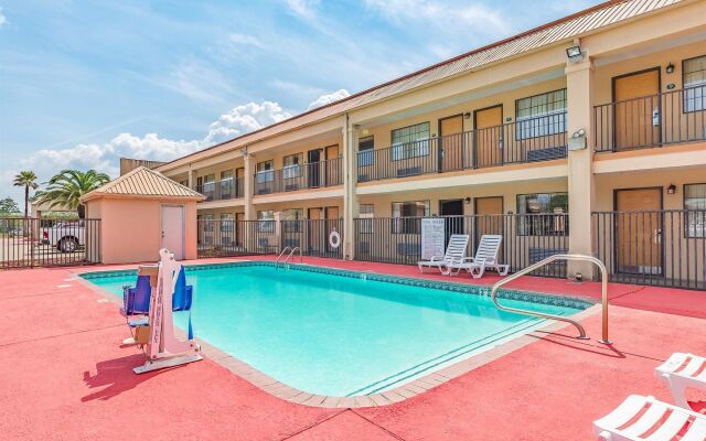 Motel 6 Lake Charles, LA