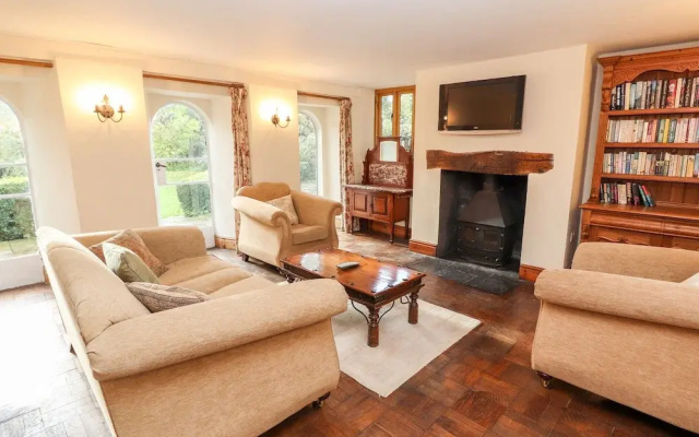 Abbey Cottage