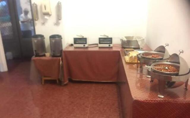 Min Chiao Hotel