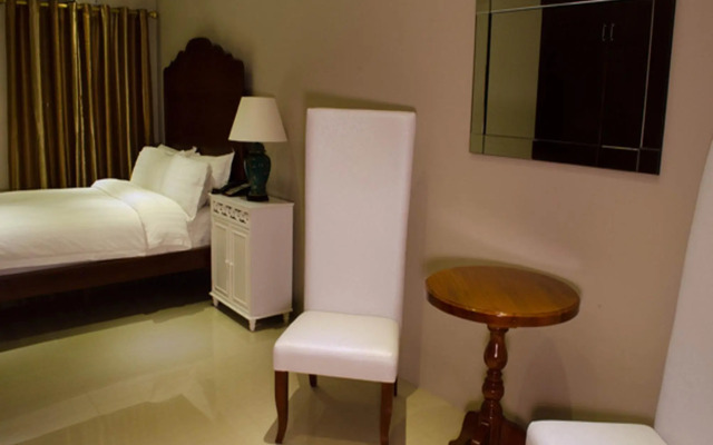 Ritz Hotel