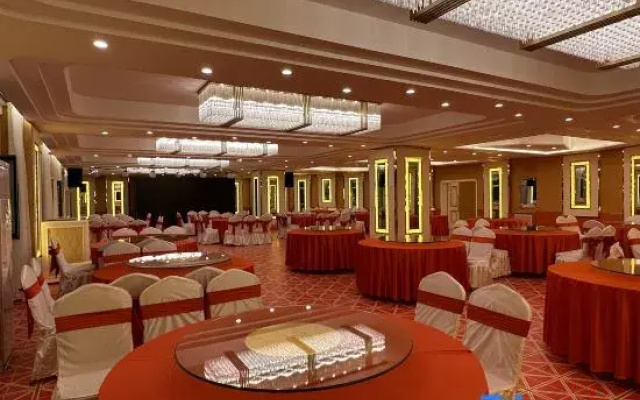 Mishan Xingkaihu International Grand Hotel