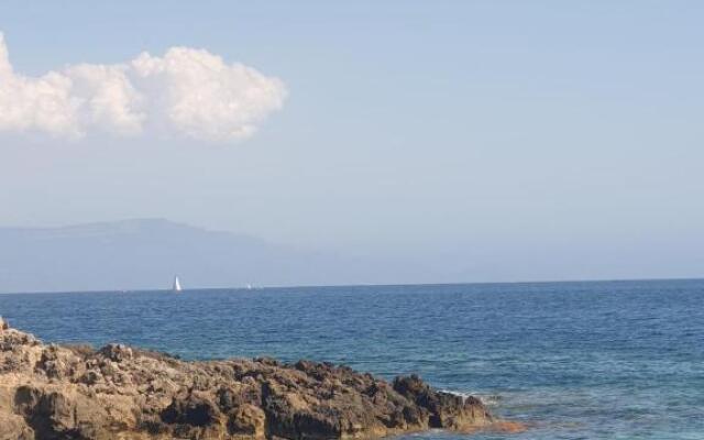 Appartamento 150 mq in villa sul mare a Fertilia