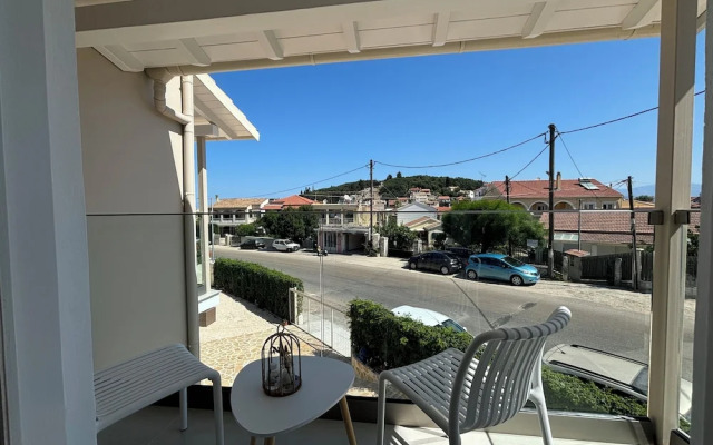 Christiano Apartments