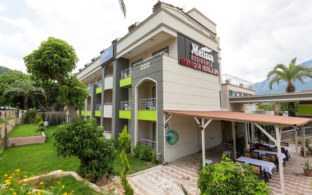 Отель Rich Melissa 