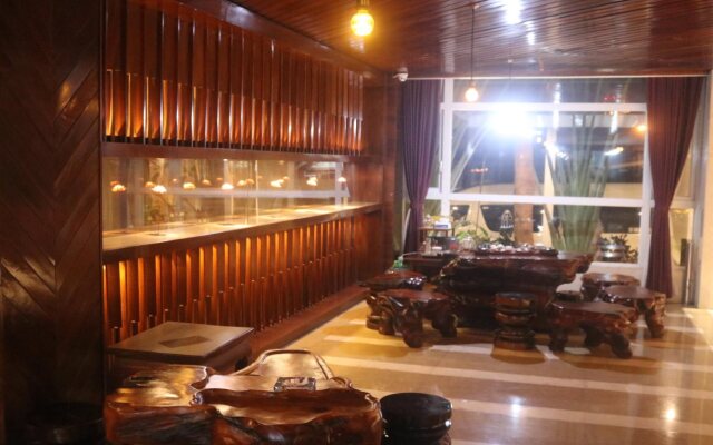Chang Palace Vientiane