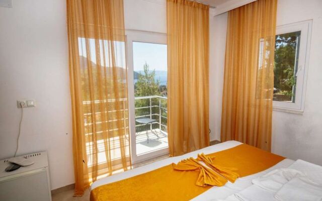 Onoda Hotel & Suites