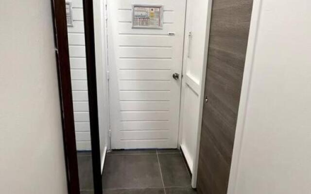 The Grey Rocks Studio (Adults Only)