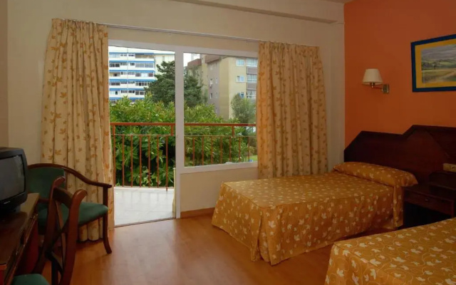 Hotel Monarque Cendrillón