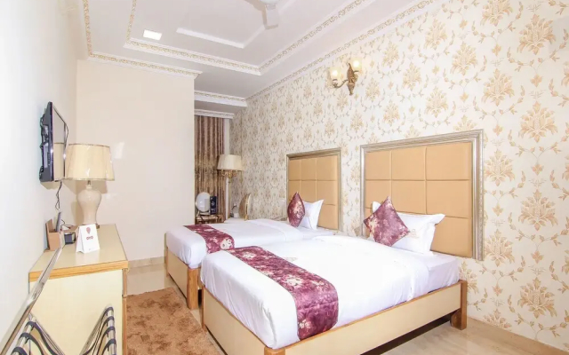 Hotel Galaxy Grand