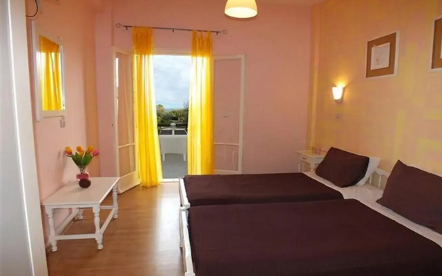 Firefly Hotel