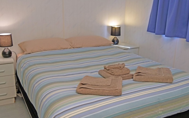 Tasman Holiday Parks – Denham Seaside – Guest Rooms – Denham