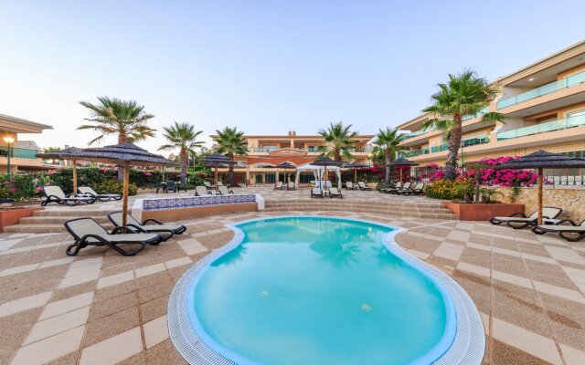 Lakeside Country Club