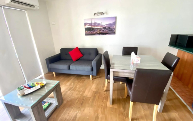Reef Gateway Apartments
