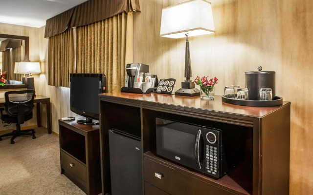 Quality Inn & Suites Hotel Seattle Center