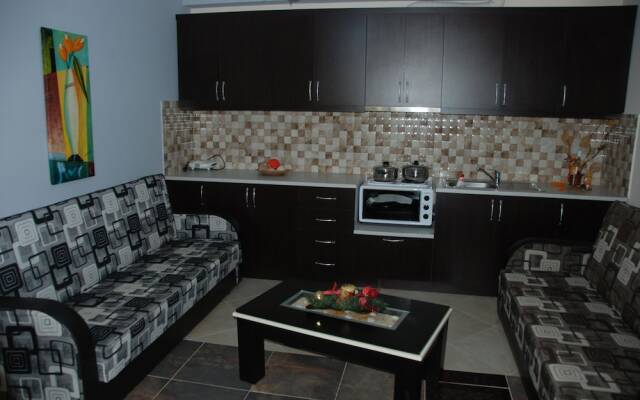 Kleri Beach Apartments