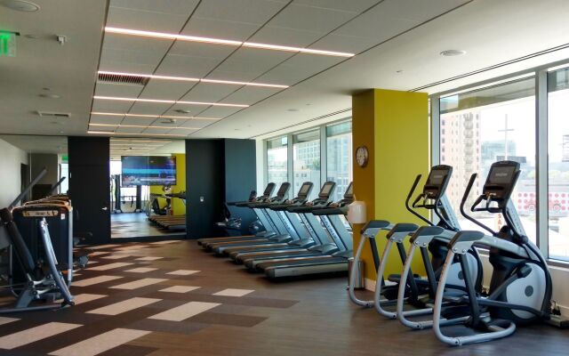 Hotel Indigo Los Angeles Downtown by IHG