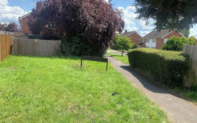 3 Bedroom Cozy House in Reading