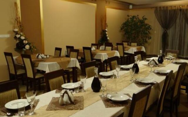 Hotel i Restauracja Lwów