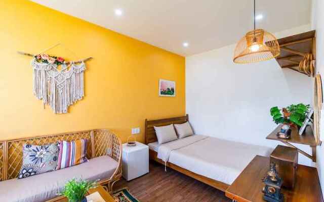 Nang House Homestay