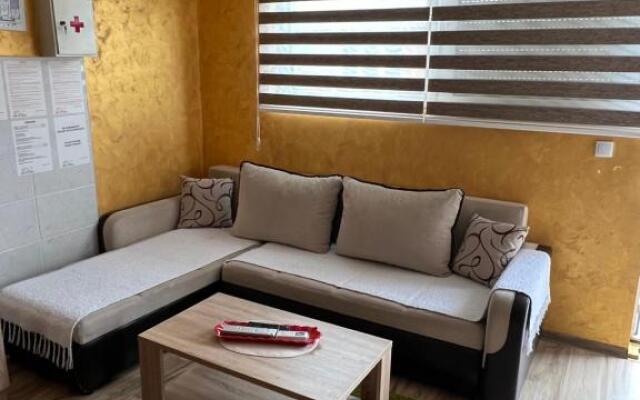 Apartments Vila Brzi & Beka