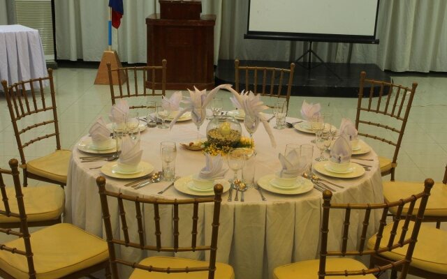 Puerto de San Juan Beach Resort Hotel