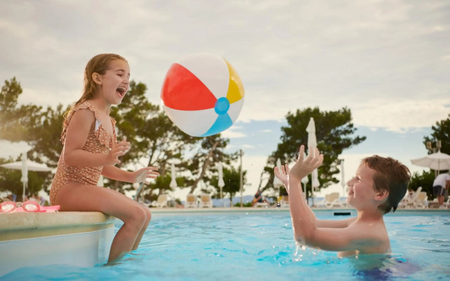 Bluesun Hotel Neptun and Depandans Maslinik