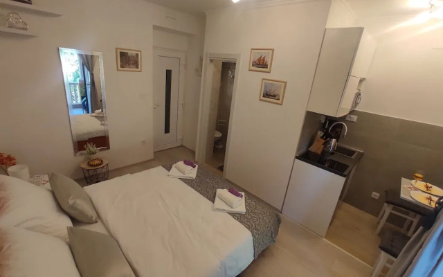 Room Porat 2 With Private Terrace