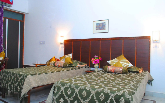 Hotel Harmony