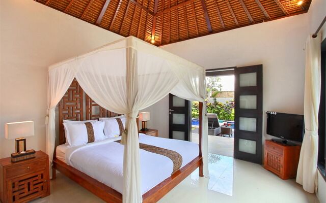 Villa Biru
