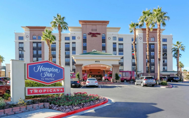 Hampton Inn Tropicana