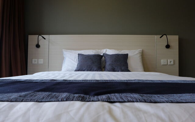 Adys Inn