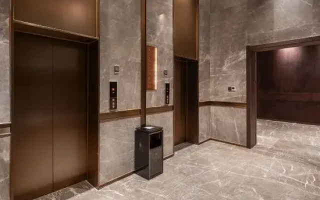 Anqing Taihu County Maison New Century Hotel