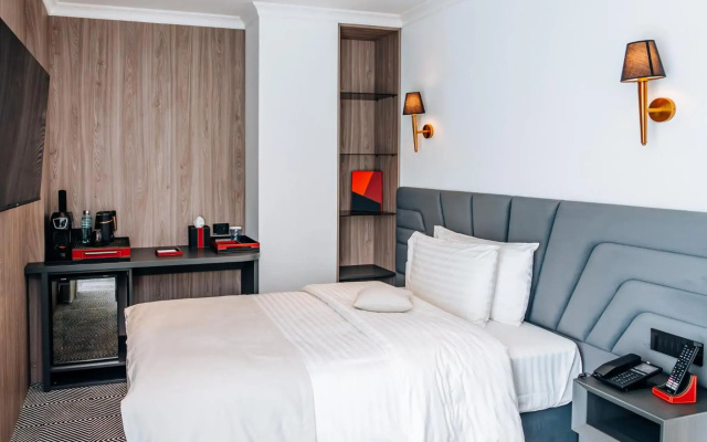 Sky Airport Hotel