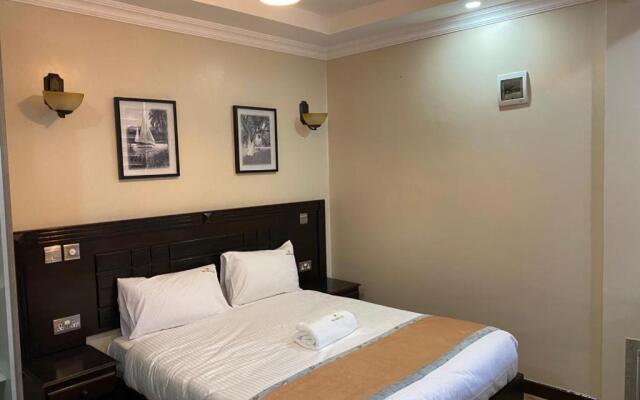 Hemak Suites