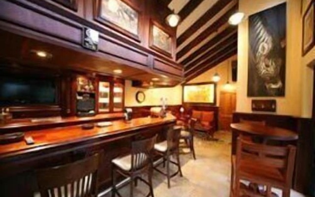 Le Cozmo Guest House