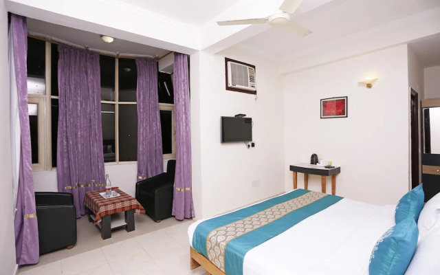 OYO 1915 Hotel Central Park Inn