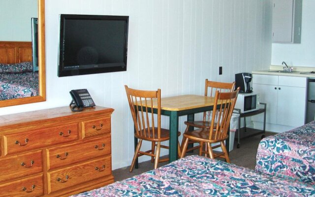 Copley LaReine Motel