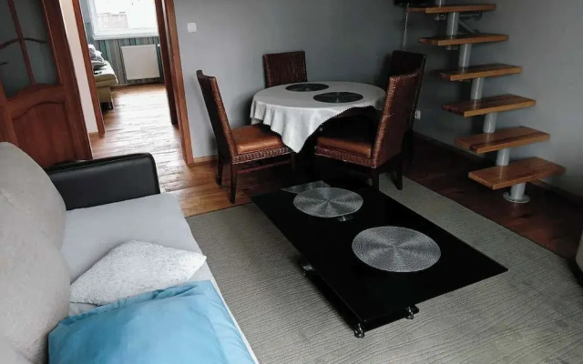 Rumia - Apartment - Sleeps 8 - Parking - Seaside