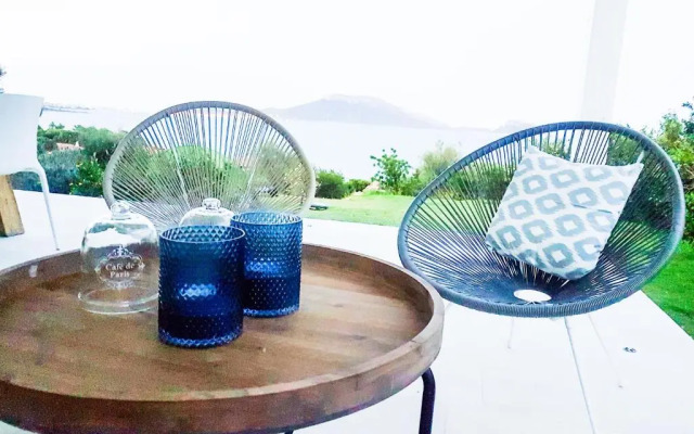 Landscape White House