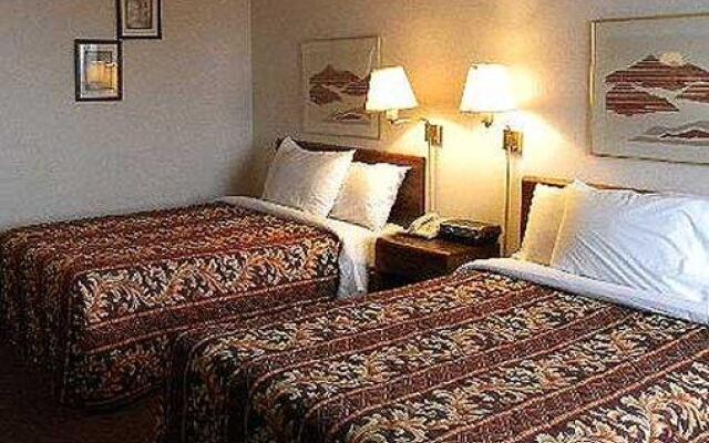 Magnuson Hotel Lansing