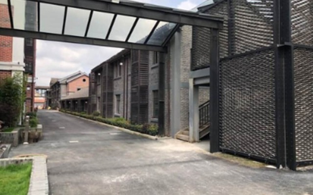 Shanghai Lintin Holiday Hotel