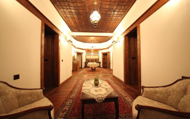 Zalifre Konakları