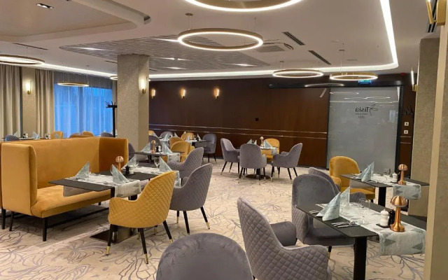 Tisia Hotel & Spa