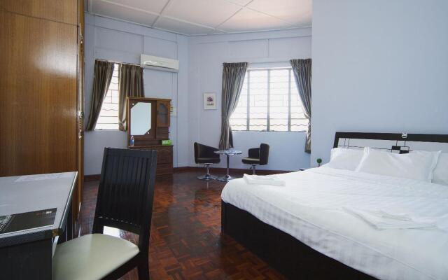 Hin Loi Guesthouse