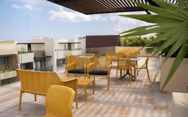 Luxurious Studio Rooftop Pool BBQ Gym