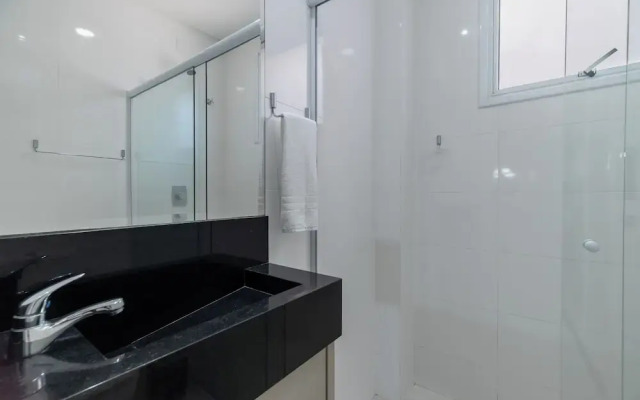 Modern 2B Apt 80m From Mariscal Iml0107