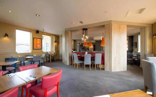 Premier Inn Gloucester - Longford