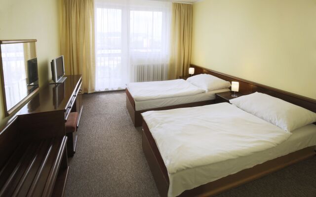 Hotel Satel