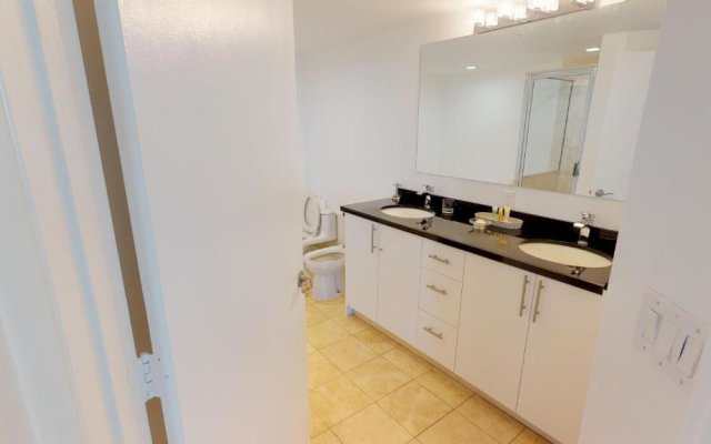 Oceanview Apartments in Sunny Isles