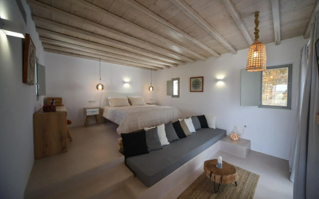 Myconian Crown Suites
